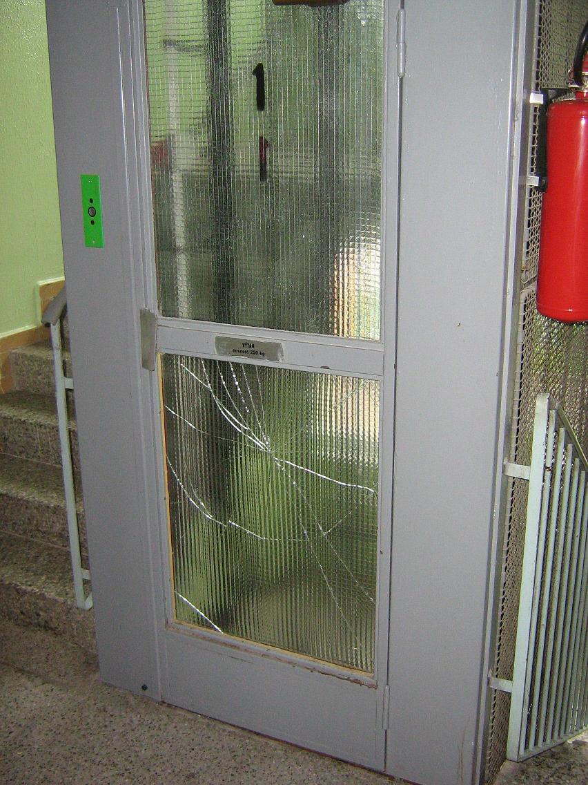 Vytah 389 01.JPG